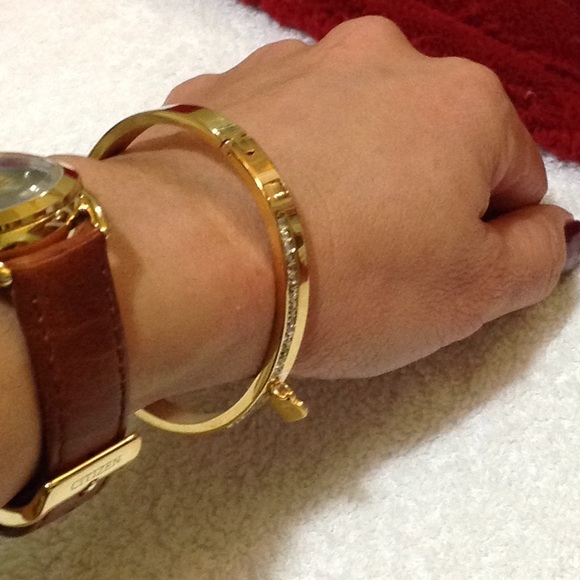 Bangle - Picture 2 of 5